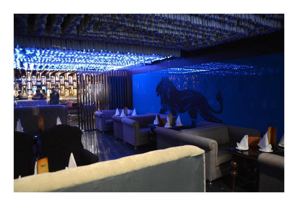 Hotel Shiwalik Regency Simlá Kültér fotó